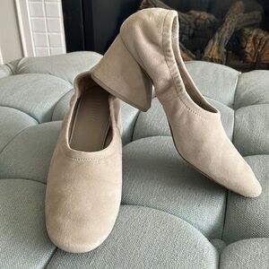 Mercedes Castillo Suede Emilia Mid Heels